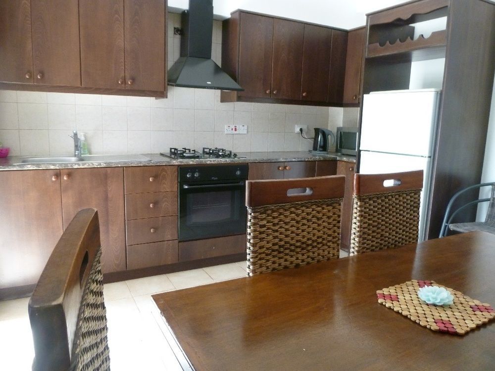 Avra Family Maisonettes Polis Luaran gambar