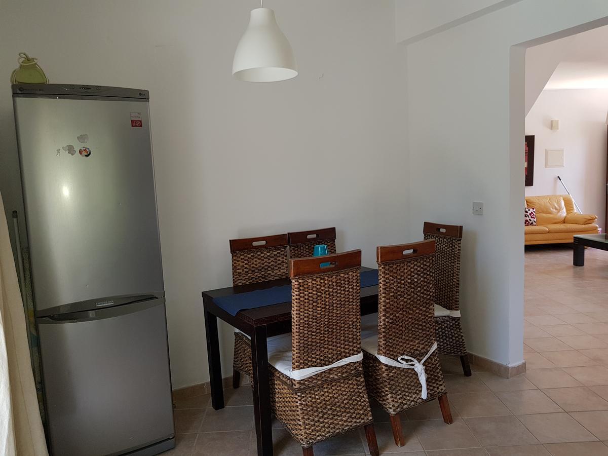 Avra Family Maisonettes Polis Luaran gambar