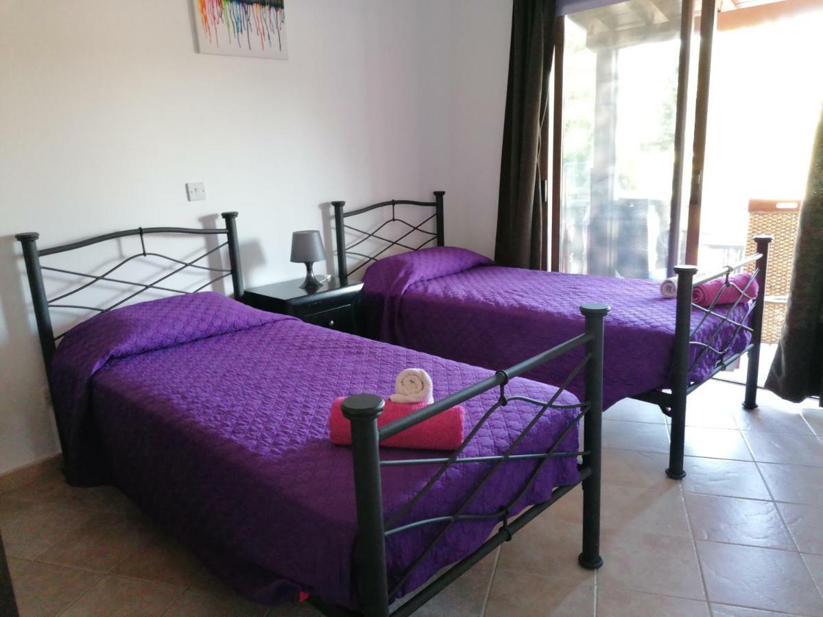 Avra Family Maisonettes Polis Luaran gambar
