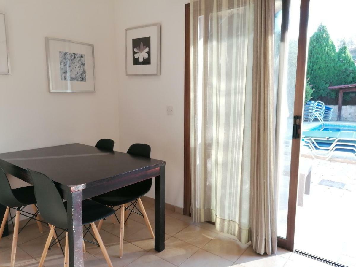 Avra Family Maisonettes Polis Luaran gambar